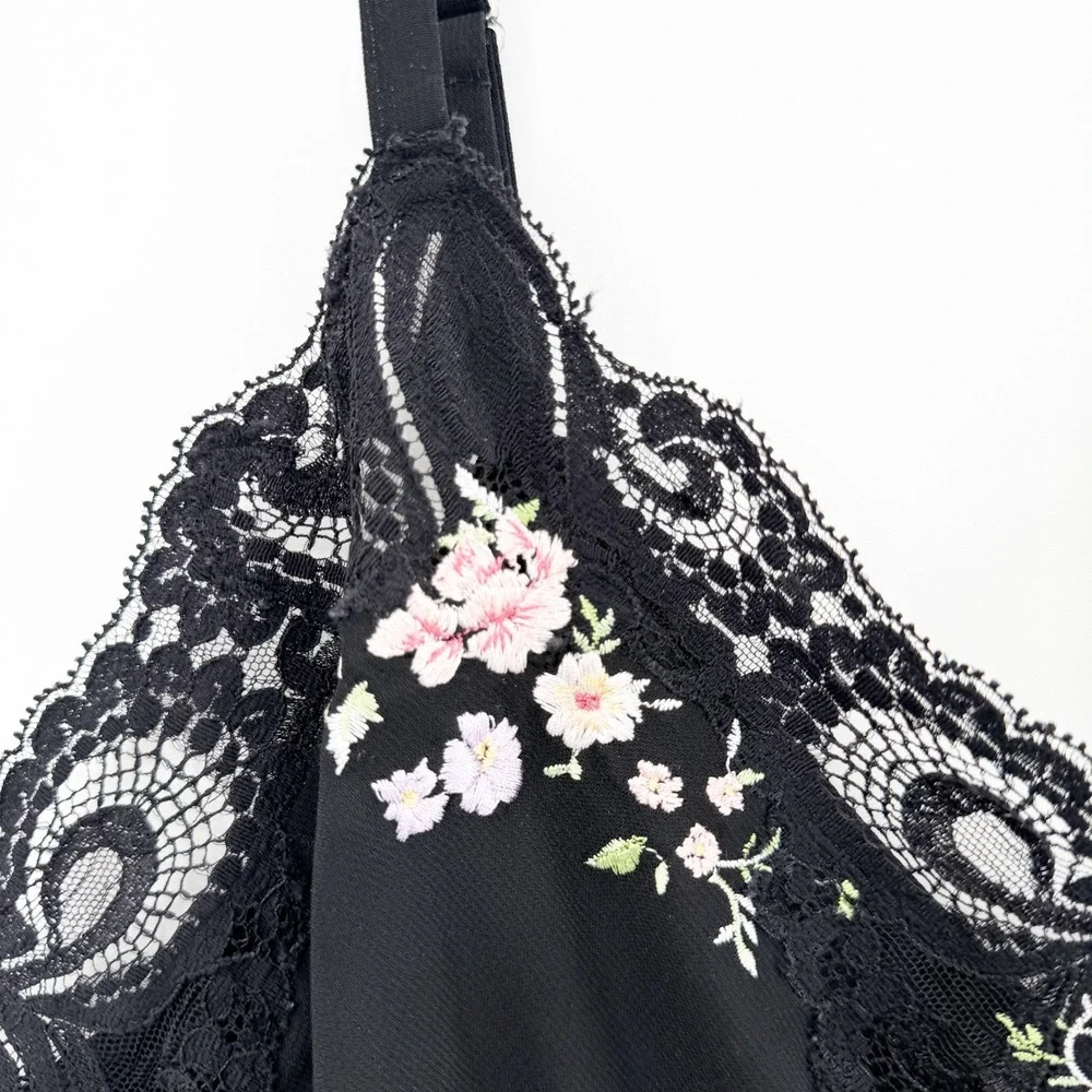 Vintage Y2K Lace Trim Mini‎ Slip Dress Embroidered in Black Size Large - Picture 5 of 8